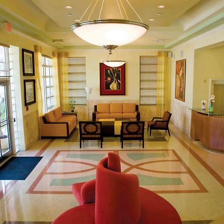 Hilton Grand Vacations Suites At South Beach Маями Бийч Екстериор снимка