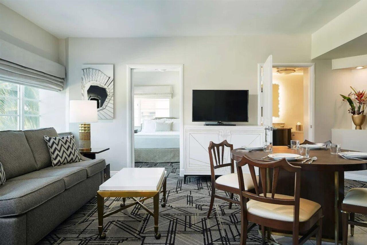 Hilton Grand Vacations Suites At South Beach Маями Бийч Екстериор снимка