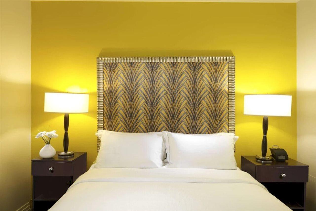 Hilton Grand Vacations Suites At South Beach Маями Бийч Екстериор снимка
