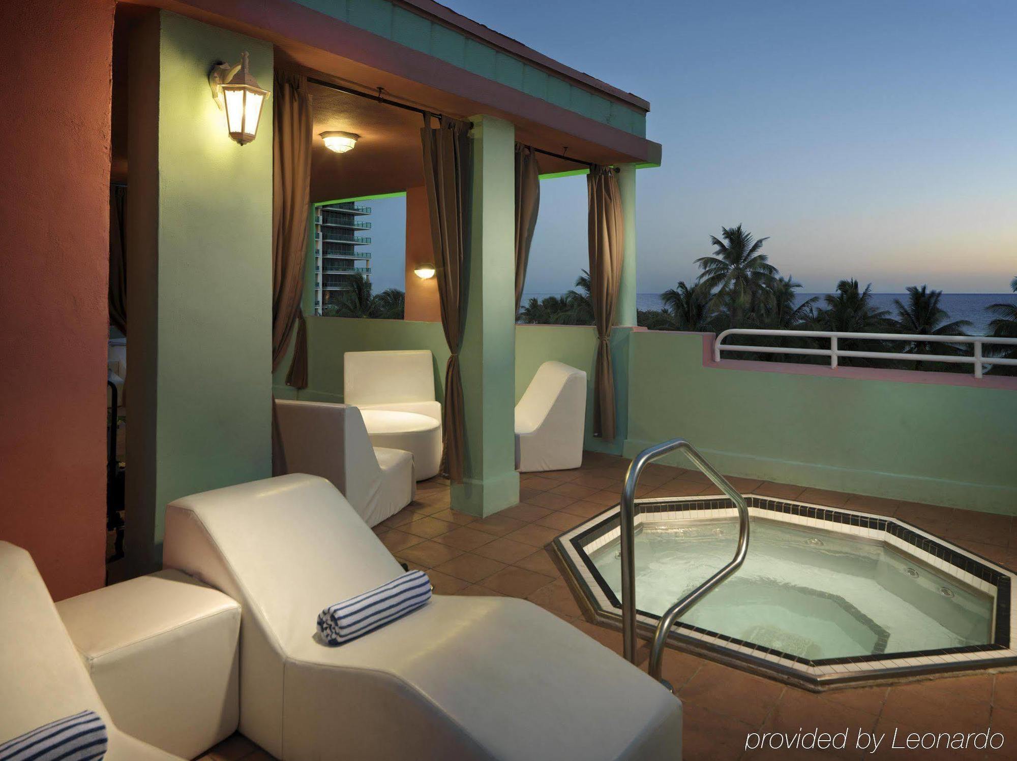 Hilton Grand Vacations Suites At South Beach Маями Бийч Екстериор снимка